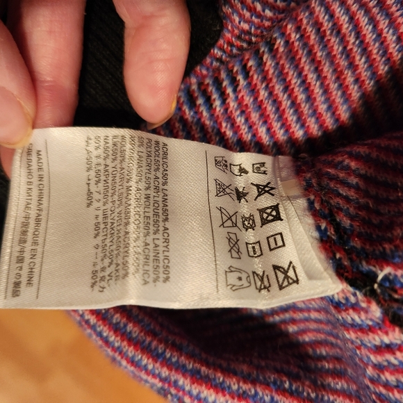 Silvian Heachdenim mouth motif sweater - Picture 3 of 8